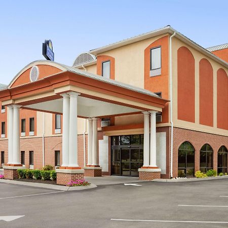 Days Inn & Suites By Wyndham Murfreesboro Exteriör bild