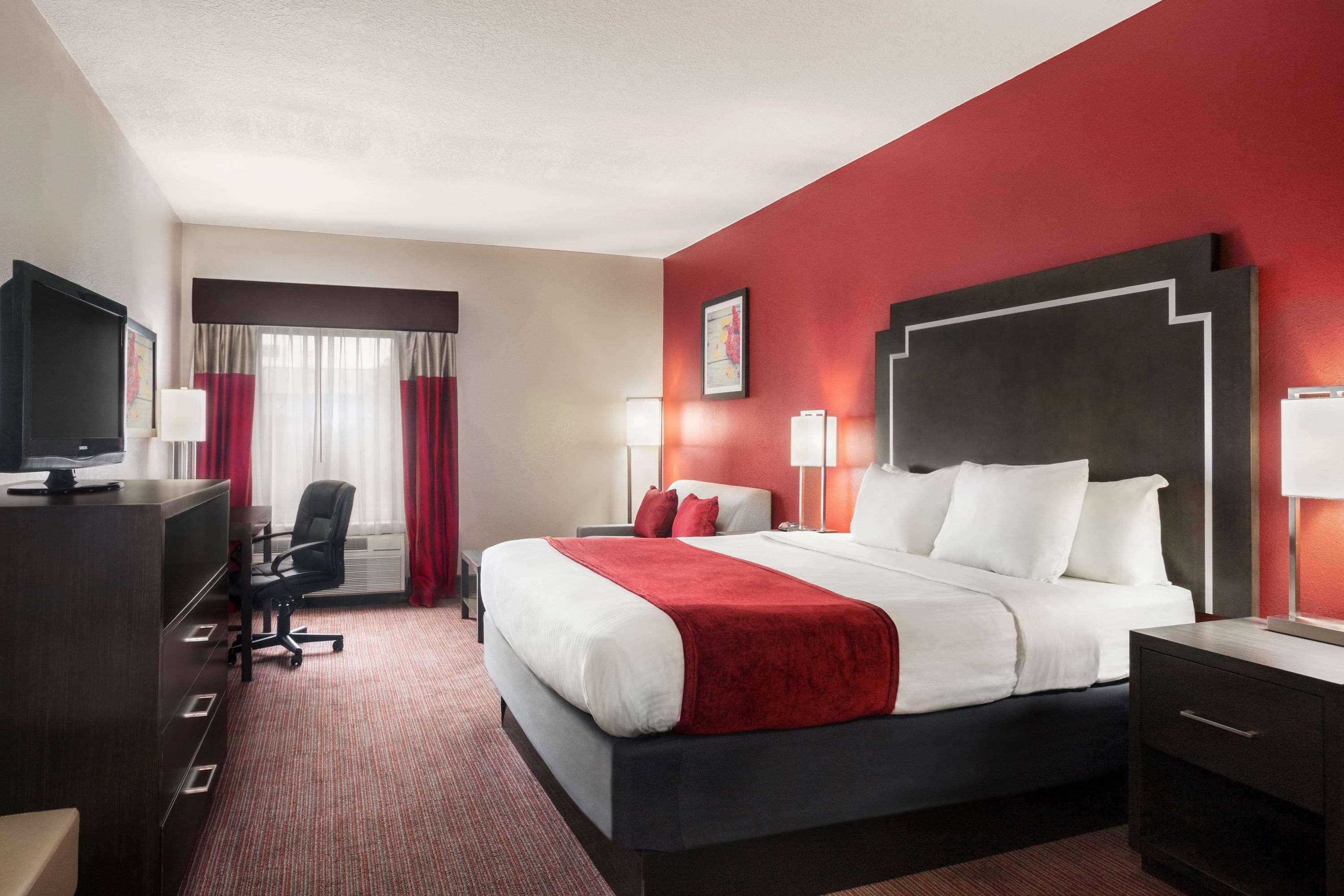 Days Inn & Suites By Wyndham Murfreesboro Exteriör bild